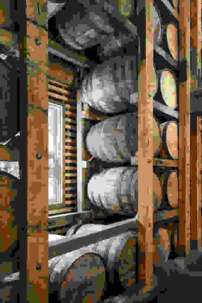 jack-daniels-barelsHouse-01.jpg
