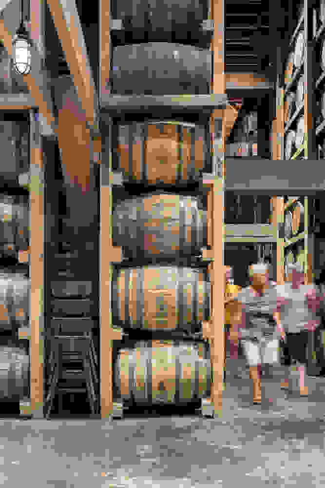 jack-daniels-barelsHouse-5.jpg