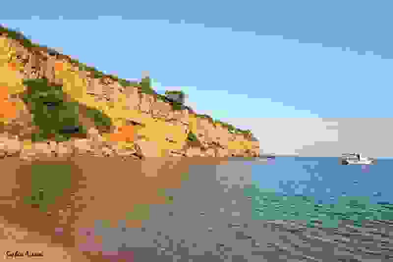 kokkinokastro8.jpg
