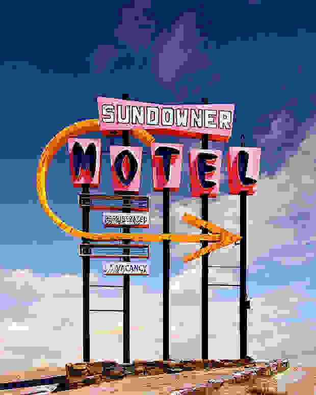 ksexasmena-meri-stin-erimo-Sundowner-Motel.jpg