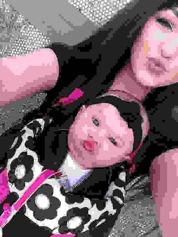 like-mother-like-daughter-funny-photography-1.jpg