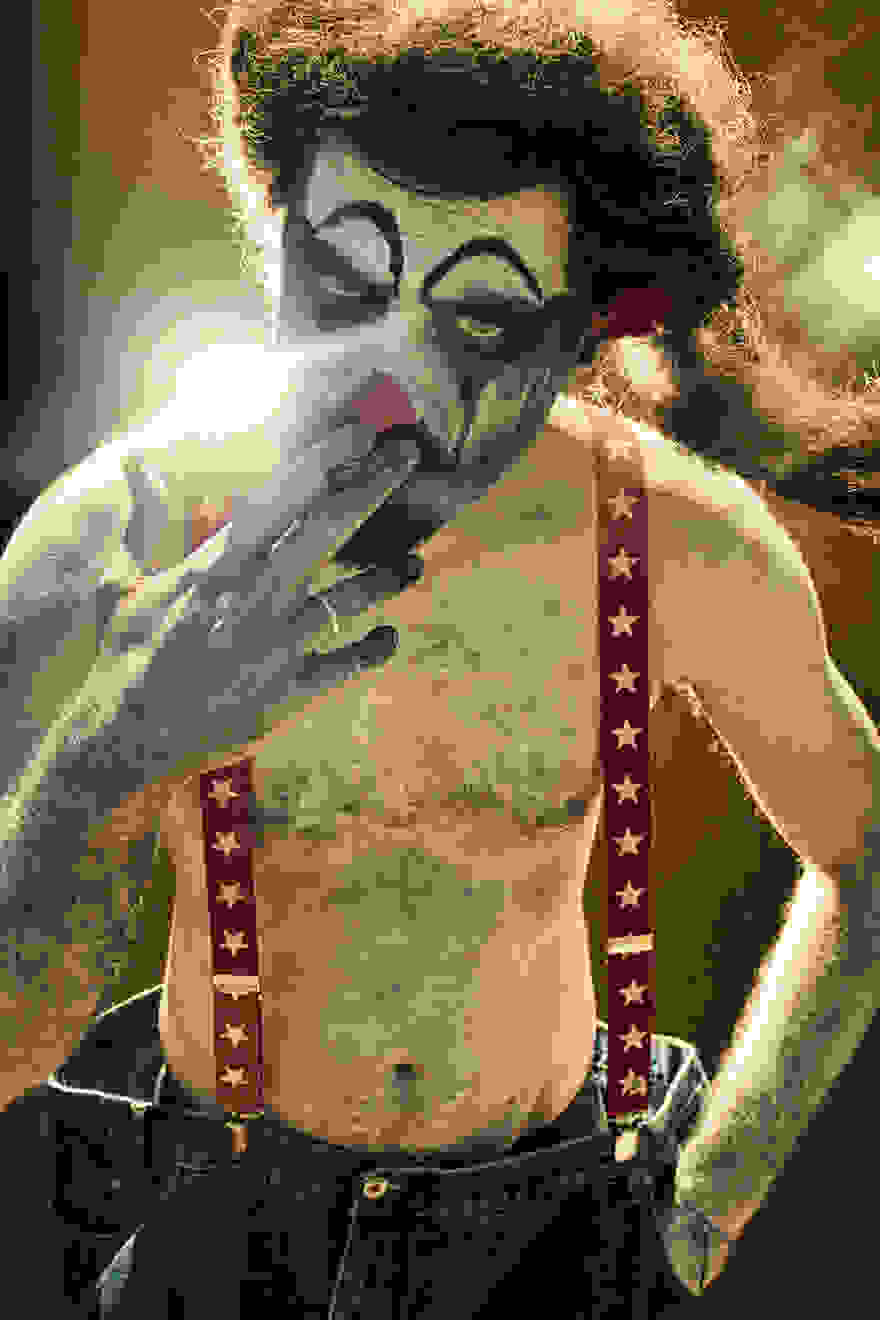 macabre-scary-clown-portraits-photography-clownville-eolo-perfido-99-14.jpg