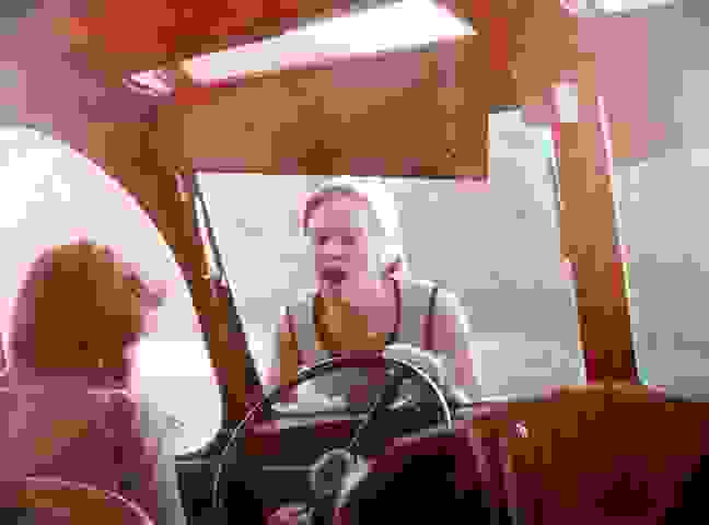 magicbus11.jpg