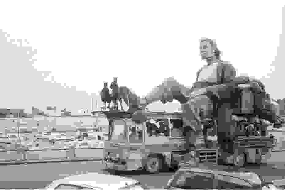 marionettes9-930x621.jpg