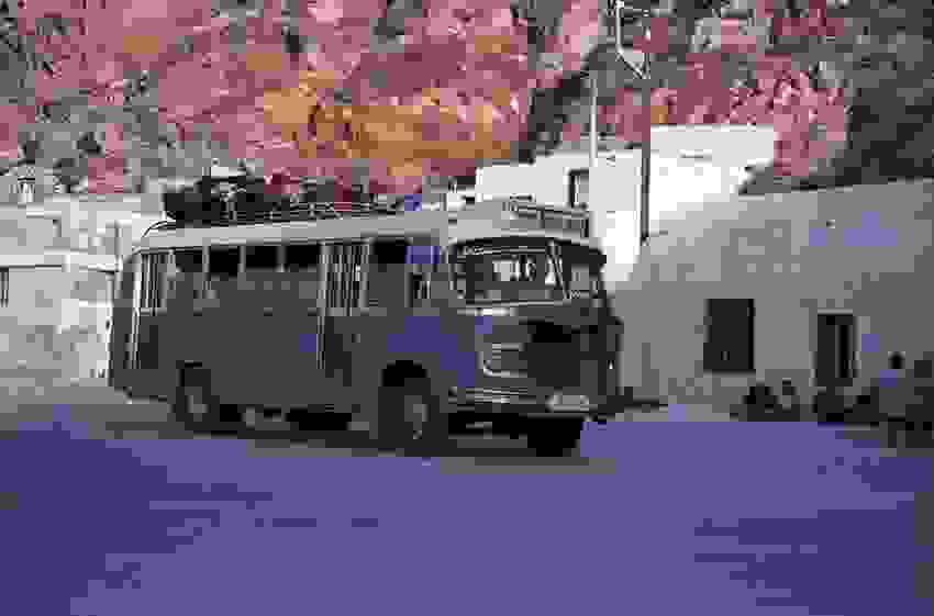 9 ola ta omorfa yperastika leoforeia