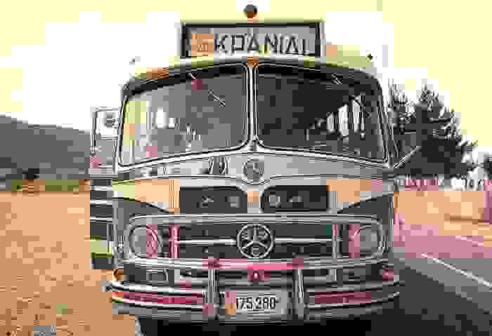 ola ta omorfa yperastika leoforeia