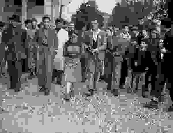 women collabor9