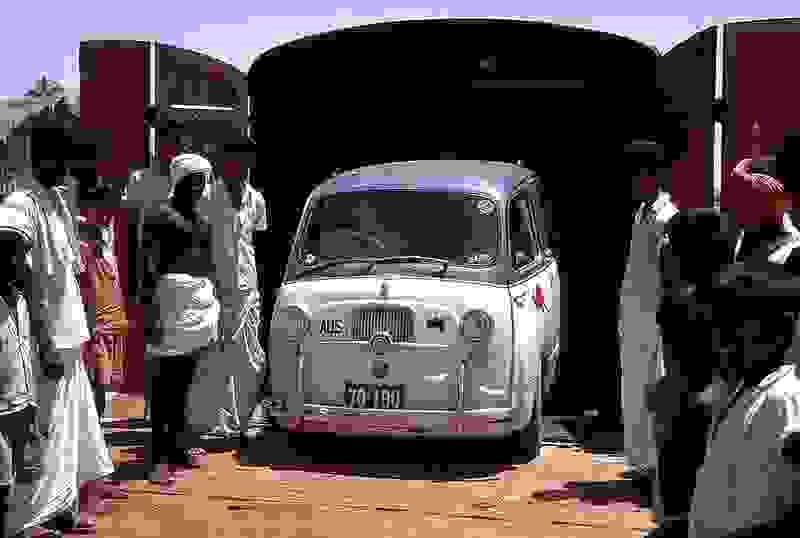 overlanders1.jpg