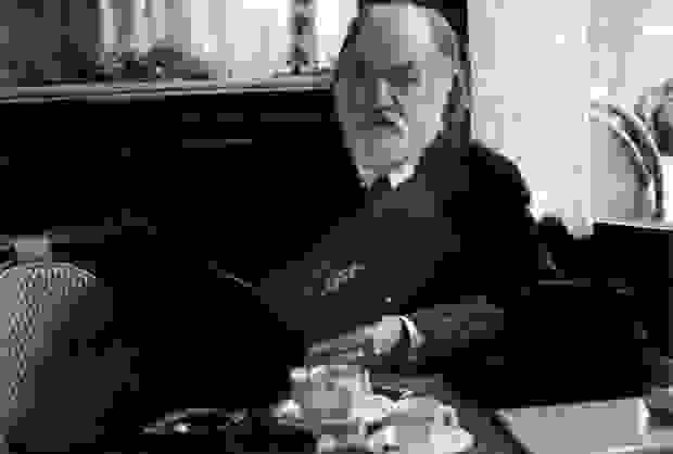 petropoulos-1.jpg