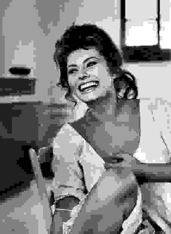 sophia-loren-ic.jpg