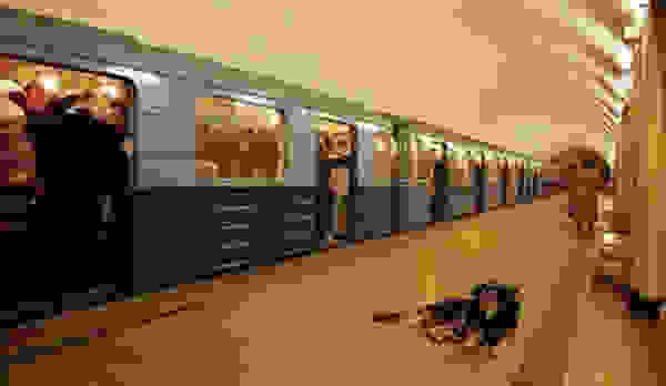 straytrain6.jpg