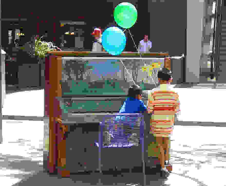 street-pianos-play-me-im-yours-project-denver-2__880.jpg