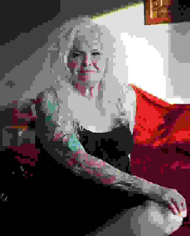 tattooed-elderly-people-24.jpg