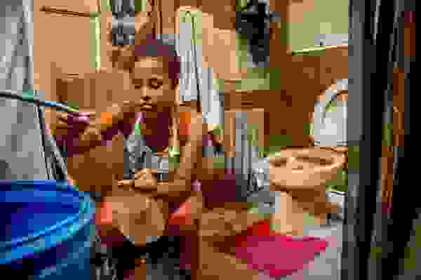 toilwo3.jpg