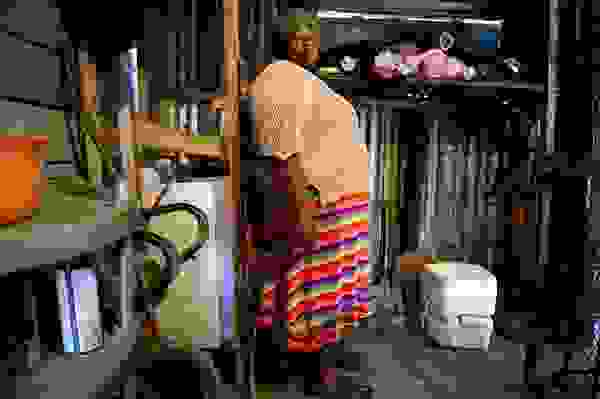 toilwo8.jpg