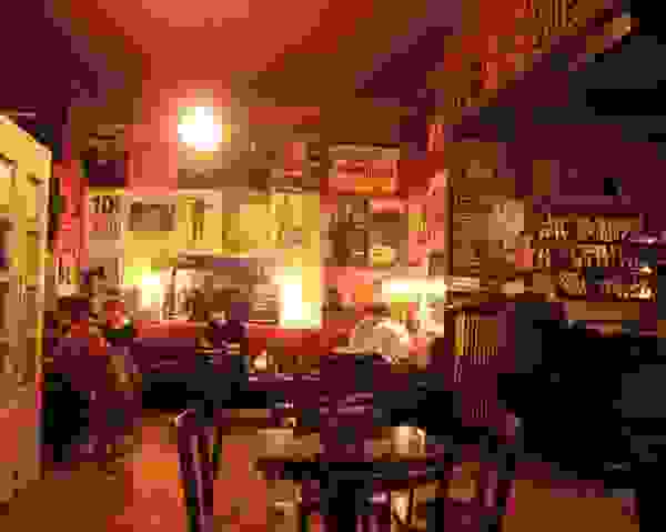 vienacafe1.jpg
