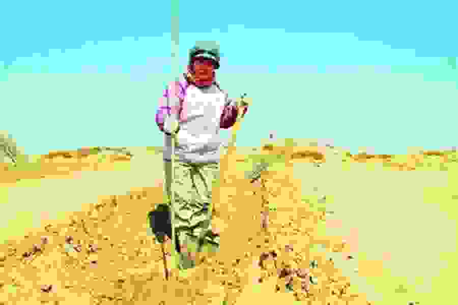 yi-Jiefeng1.jpg