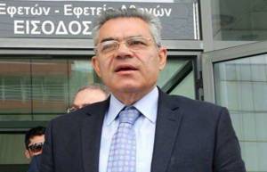 Ξεκινά η δίκη Μαντέλη για τα «μαύρα ταμεία»