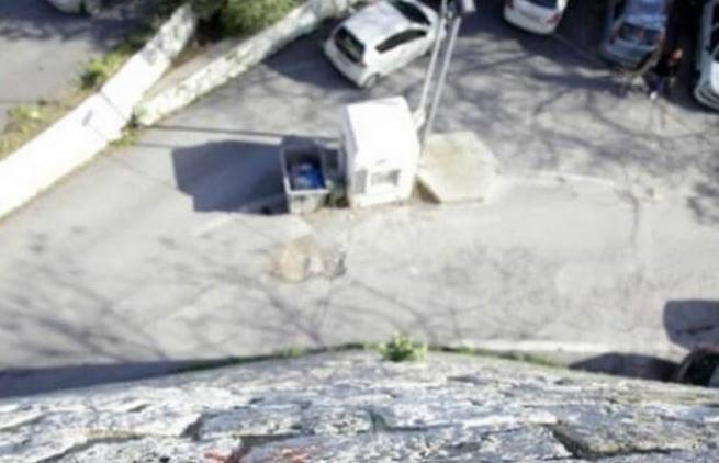 54χρονη βούτηξε στο κενό