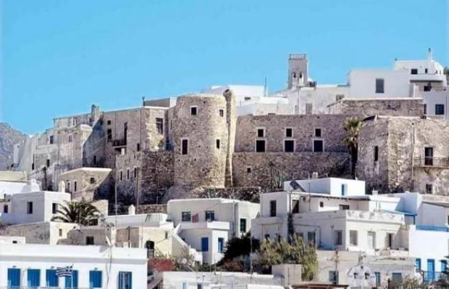 Πέντε ελληνικά νησιά στη «χρυσή» δεκάδα