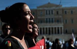 Συμβούλιο Ευρώπης: Οι νέοι στην Ελλάδα είναι εξαρτημένοι και παθητικοί