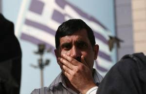 Ε.Ε.: Ελλάδα και Ουγγαρία δεν έχουν παραδεχτεί την έκταση του ακροδεξιού εξτρεμισμού