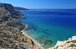 Μία ελληνική παραλία γυμνιστών στις 7 καλύτερες..!