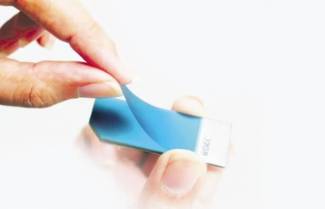 Ξεχάστε τα USB, έρχονται τα... Datastickies!
