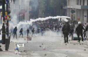Στο εδώλιο 18 αστυνομικοί