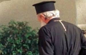 Αρχιμανδρίτης διακινούσε πορνογραφικό υλικό με ανήλικους