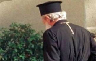 Αρχιμανδρίτης διακινούσε πορνογραφικό υλικό με ανήλικους