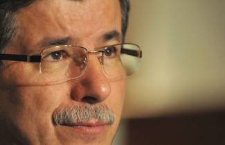Γιατί πήγε ο Νταβούτογλου στο σπίτι μιας Ελληνίδας που έχει λάβαρα του 1821