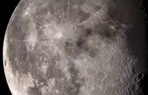 Μια βόλτα στο φεγγάρι με τη NASA! (video)