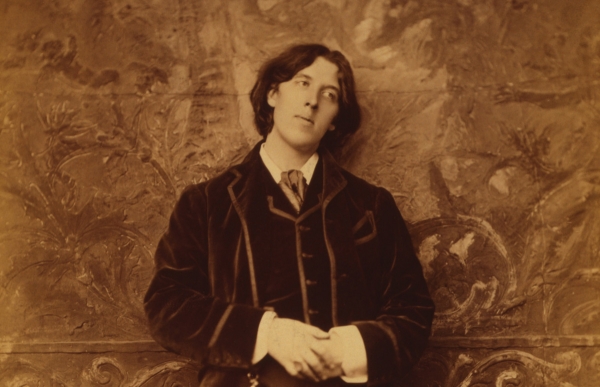 Oscar Wilde: «Στο μυαλό, λοιπόν, και μόνο σ’ αυτό γίνονται και οι μεγαλύτερες αμαρτίες του κόσμο..»
