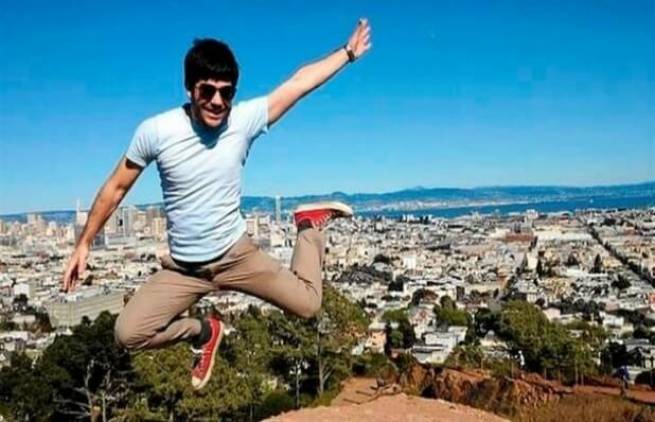 Έλληνας ομογενής έβαλε... τα γυαλιά στην Apple!