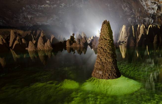 Hang Son Doong: Η μεγαλύτερη σπηλιά στον κόσμο (video)