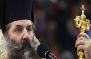 Οσοι βουλευτές ψηφίσουν την τροπολογία για τα ομόφυλα ζευγάρια θα αφοριστούν