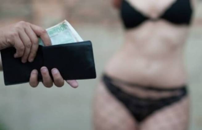 Συντάξεις παρόμοιες με των ποδοσφαιριστών διεκδικούν οι ιερόδουλες στην Ολλανδία