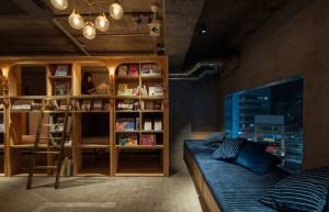“Book &amp; Bed”: Ένα ξενοδοχείο βιβλιοθήκη