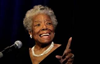 Maya Angelou, H ποιήτρια και αγωνίστρια για τα δικαιώματα των μαύρων