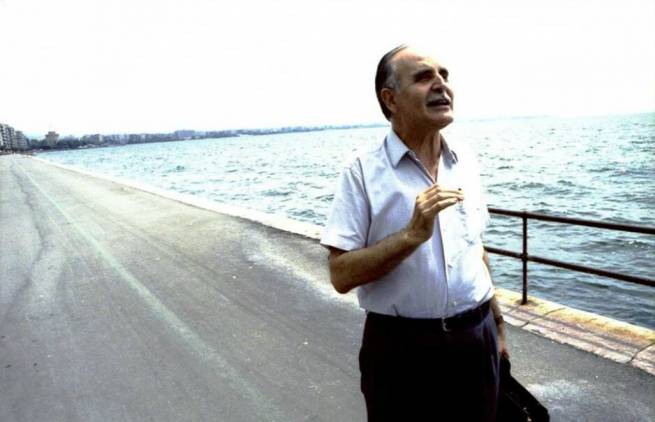 Ντίνος Χριστιανόπουλος - «Εναντίον» (video)