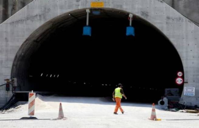 Οι σήραγγες των Τεμπών το ακριβότερο έργο της Ευρώπης