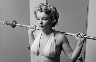 Γυμναστική με την Marilyn...