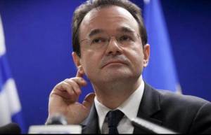 Ο Παπακωνσταντίνου διέγραψε τα πρόστιμα των ΜΚΟ