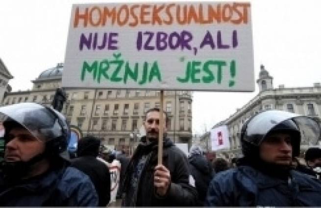 Φωτογραφία από την ιστοσελίδα του BBC : Η ομοφυλοφιλία δεν είναι επιλογή, το μίσος είναι επιλογή