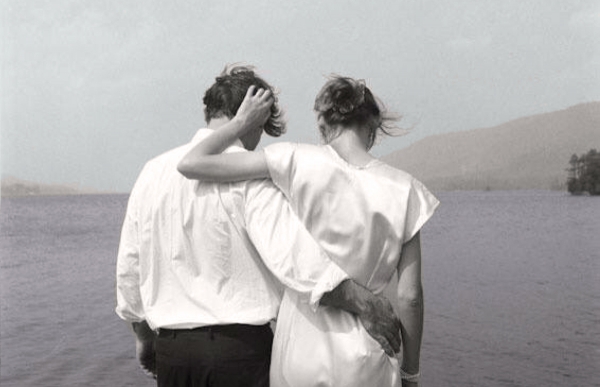 Luis Buñuel: «Όσο κι αν μερικοί δυσκολεύονται να το πιστέψουν, αγαπήσαμε...»