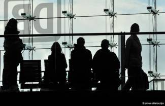 Deutsche Welle: Κρούσματα εκμετάλλευσης Ελλήνων από Έλληνες