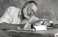 Hemingway: «Κάθε άνθρωπος είναι ένα κομμάτι ηπείρου»